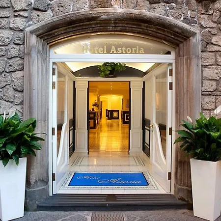 Astoria 4* Сорренто