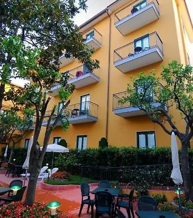 Astoria Hotel